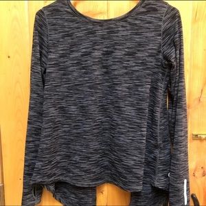 Zyia Split back long sleeve T